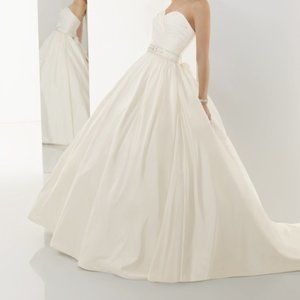 Morilee Taffeta Bridal Wedding Dress